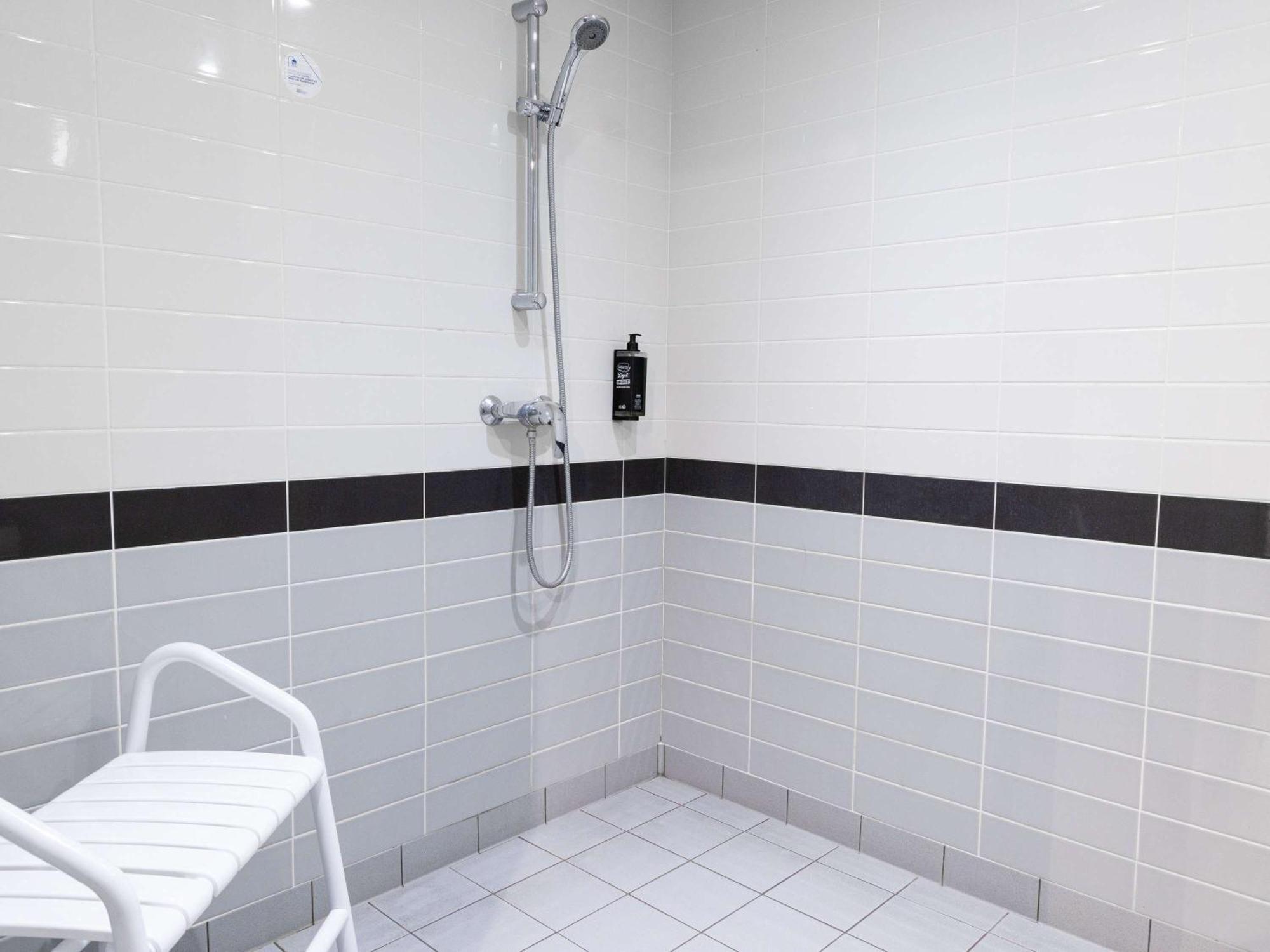 Ibis Budget Villemomble Εξωτερικό φωτογραφία